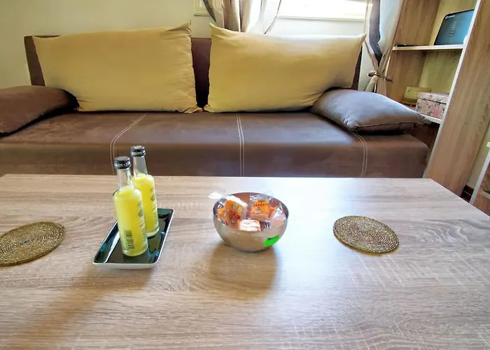 Casa Louisa, Corfu Town Apartment *